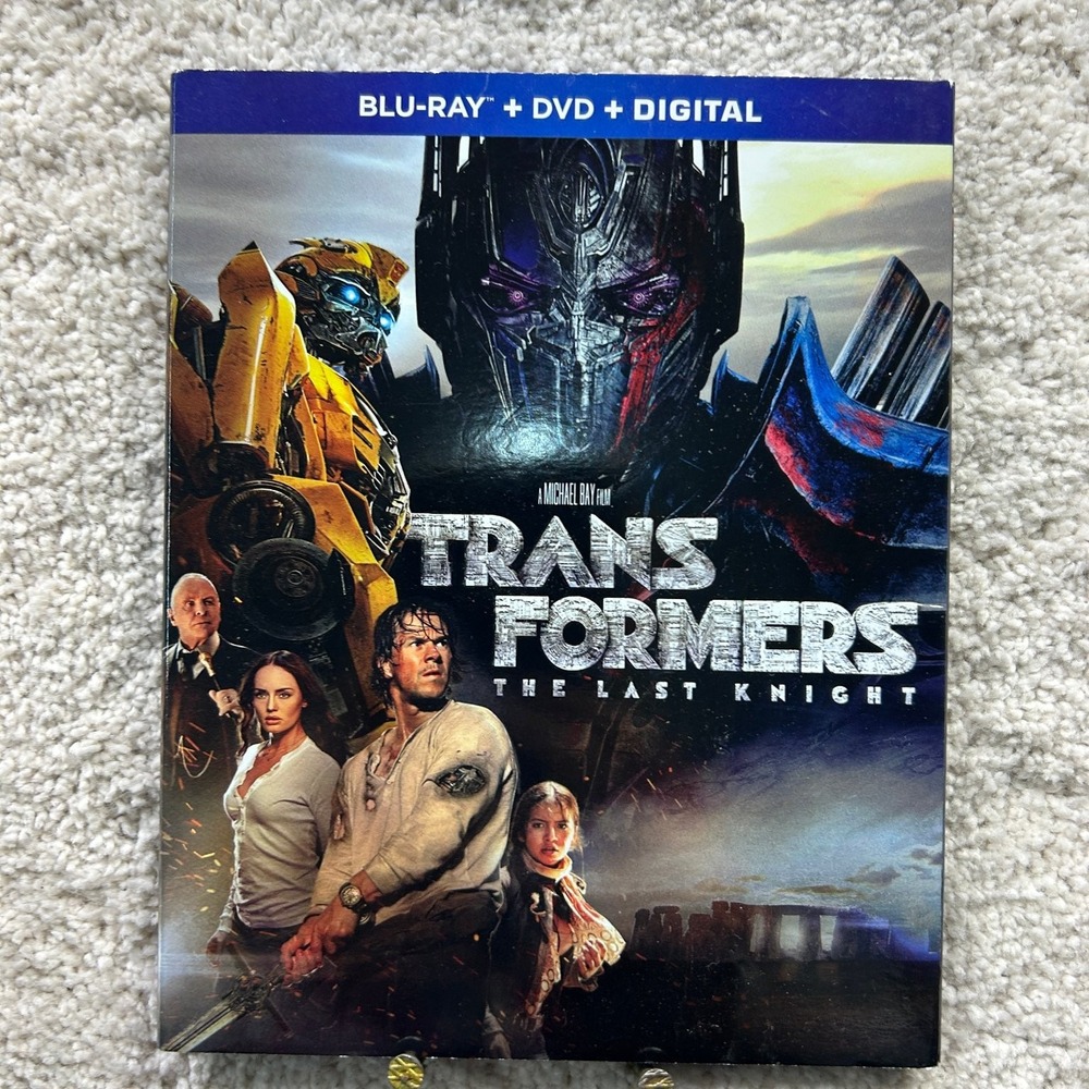 Paramount Transformers The Last Knight Blu-ray DVD Multi-Disc Set Sci-Fi Action